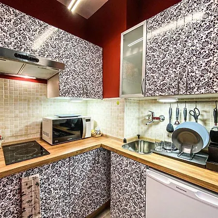 Lux Studio Apartment Nel Cuore Della Citta شقة